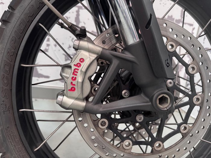 2022 Triumph Scrambler XE Scrambler Red