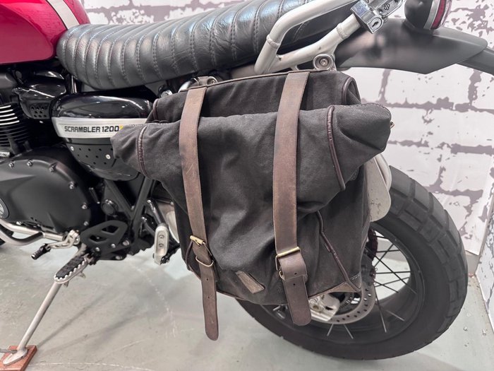 2022 Triumph Scrambler XE Scrambler Red