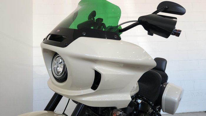 2023 Harley-Davidson Low Rider ST 117 (FXLRST) Softail Beige