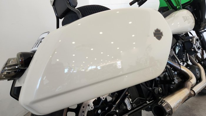 2023 Harley-Davidson Low Rider ST 117 (FXLRST) Softail Beige