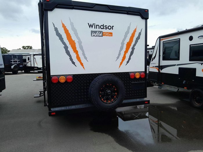 2025 Windsor Genesis 196Md Wild 19'6