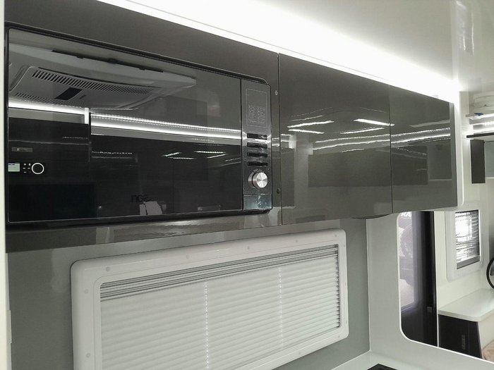 2025 Windsor Genesis 196Md Wild 19'6