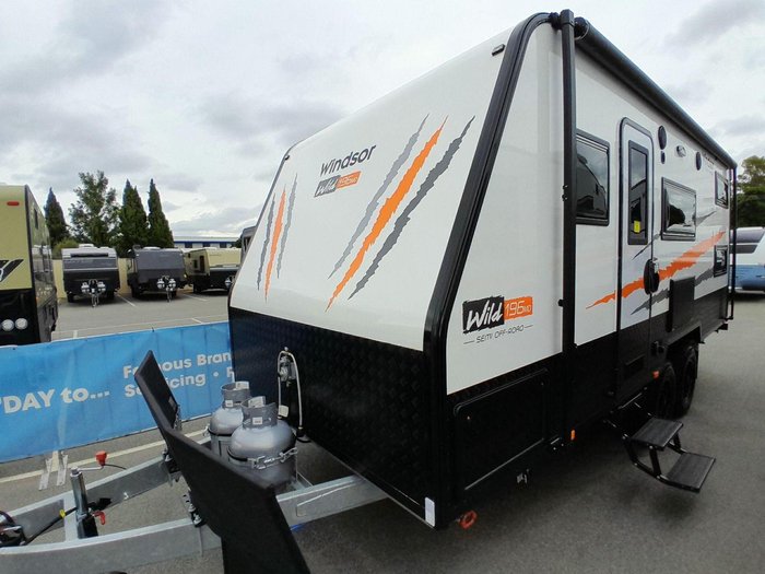 2025 Windsor Genesis 196Md Wild 19'6