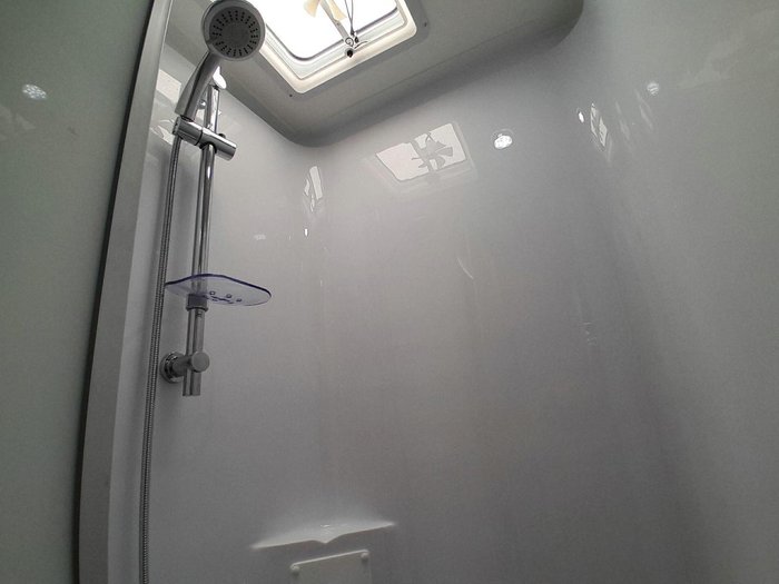 2025 Windsor Genesis 196Md Wild 19'6