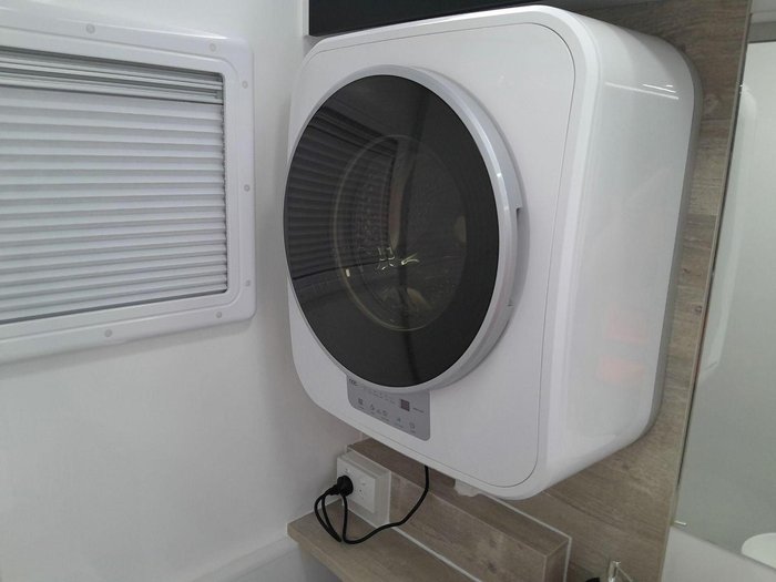 2025 Windsor Genesis 176Rd 17'