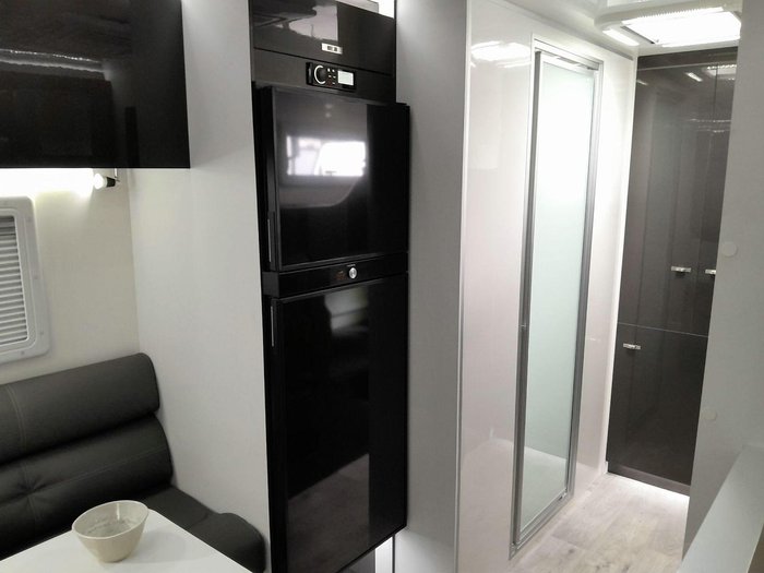 2025 Windsor Genesis 196Md Wild 19'6