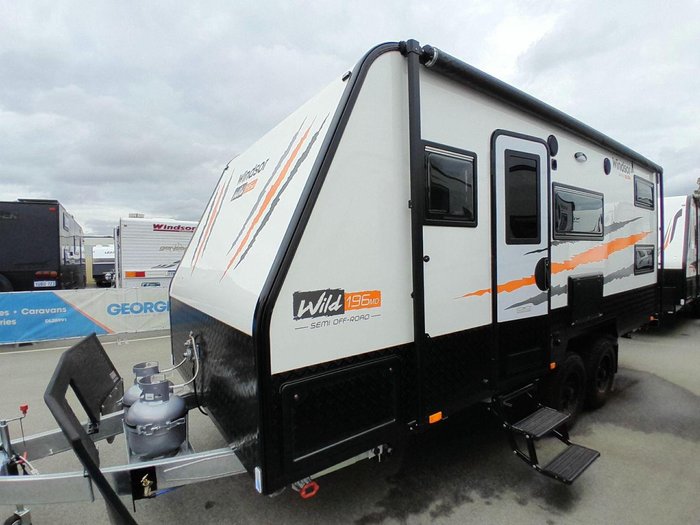 2025 Windsor Genesis 196Md Wild 19'6