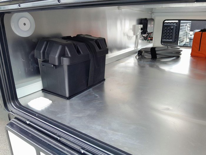 2025 Windsor Genesis 196Md Wild 19'6