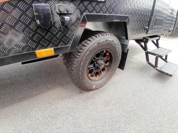 2025 Windsor Genesis 176Rd 17'