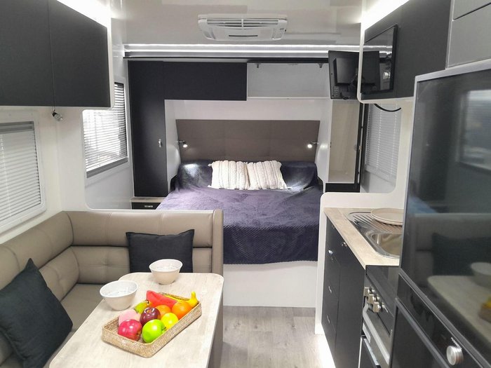 2025 Windsor Genesis 176Rd 17'