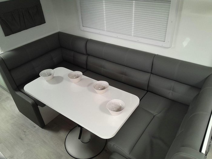 2025 Windsor Genesis 220Md 22' 2 Bunk