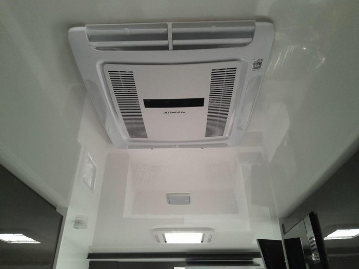 2025 Windsor Genesis 220Md 22' 2 Bunk