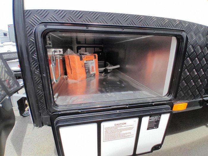 2025 Windsor Genesis 220Md 22' 2 Bunk