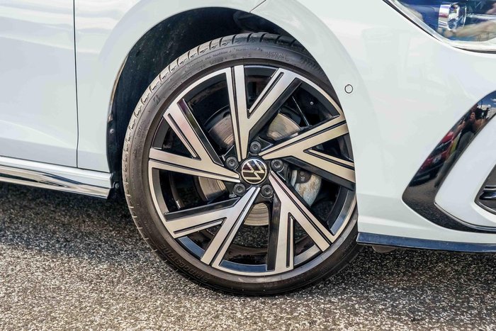 2023 Volkswagen Golf 110TSI R-Line