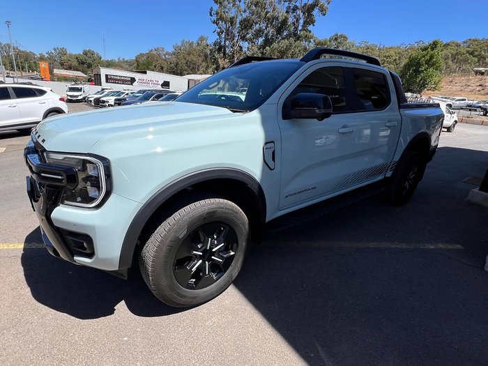 2025 Ford Ranger PHEV Stormtrak