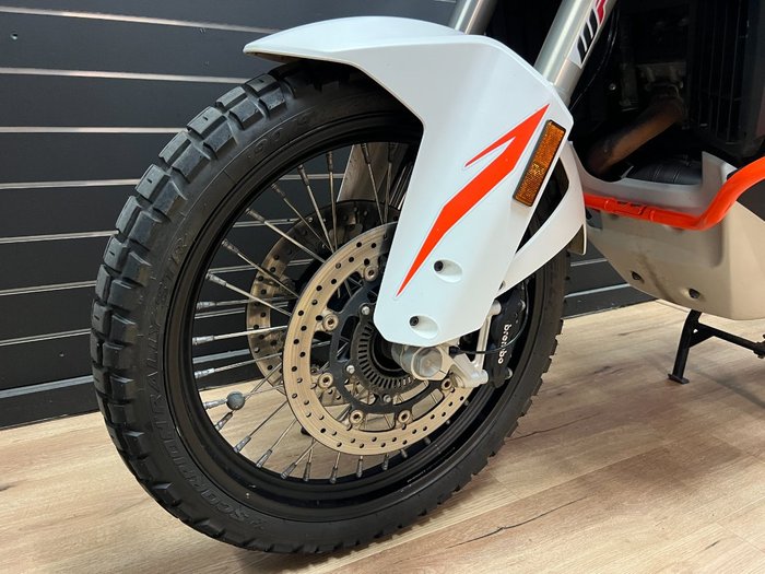 2021 KTM SUPER ADVENTURE R Orange