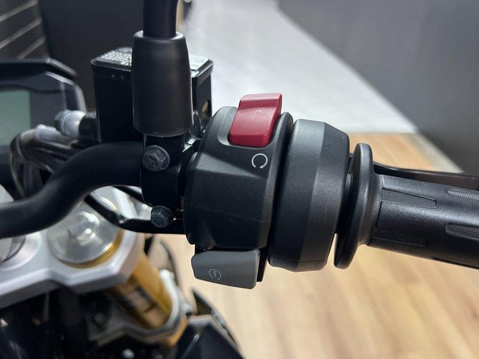 2021 BMW Motorrad G 310 R Black