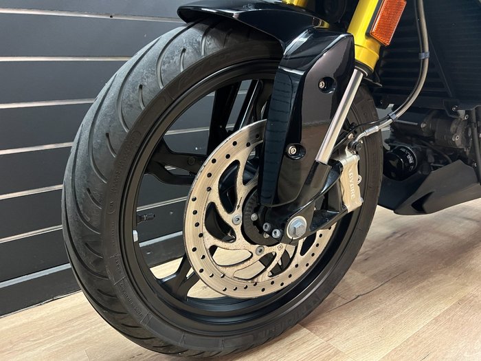 2021 BMW Motorrad G 310 R Black