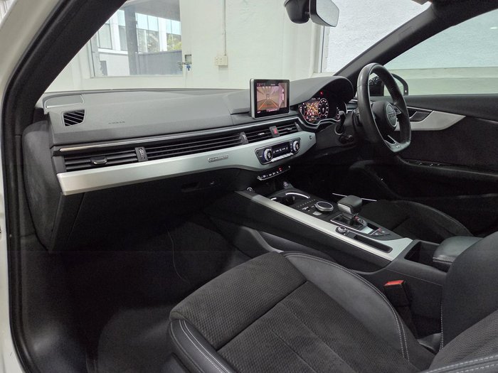 2020 Audi A4 45 TFSI S line