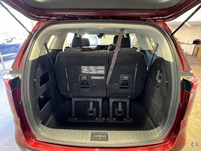 2023 Kia Carnival S