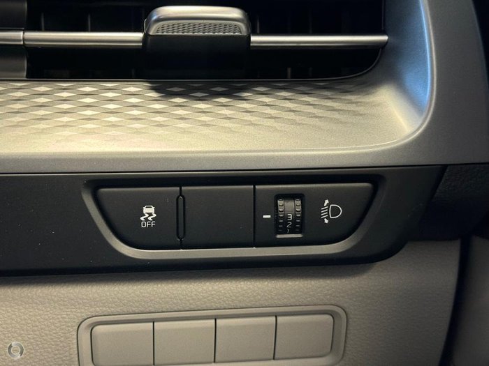 2023 Kia Carnival S