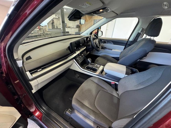 2023 Kia Carnival S