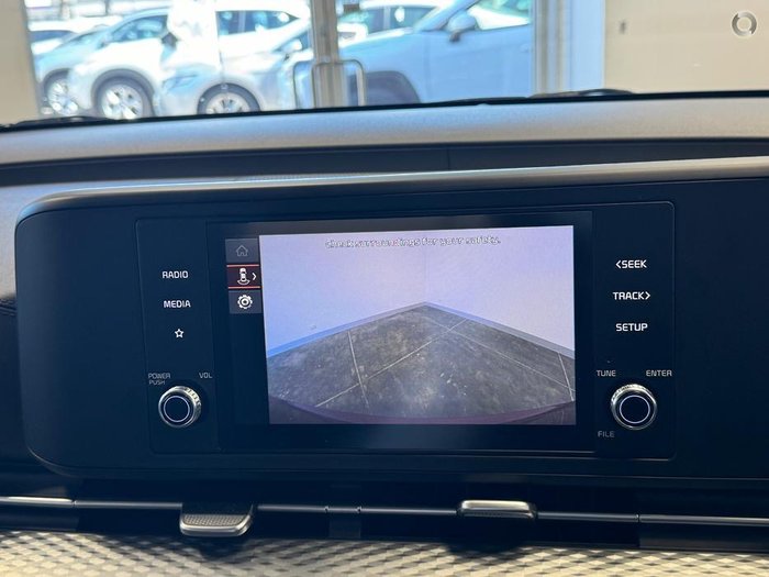 2023 Kia Carnival S