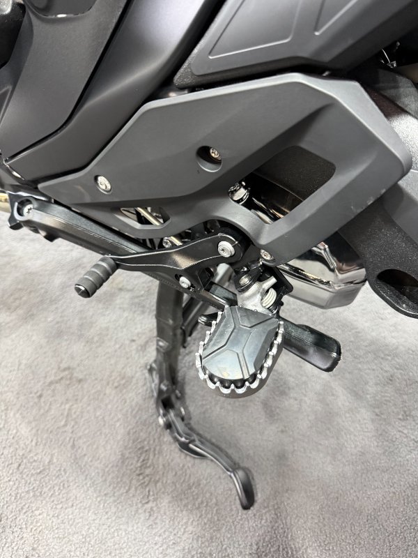 2025 BMW Motorrad 2025 Bmw 1300CC R 1300 GS Triple Black BLACK STORM METALLIC