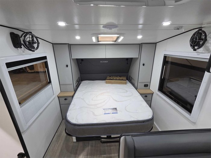 2022 Vacationer Caravans Talon