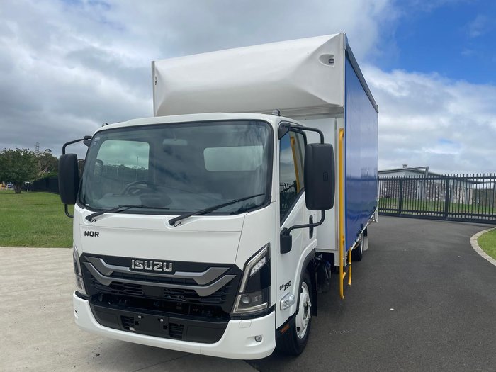 2026 Isuzu N Series 2026 LIMITED EDITION NQR 88-190 8- PALLET FREIGHT PACK