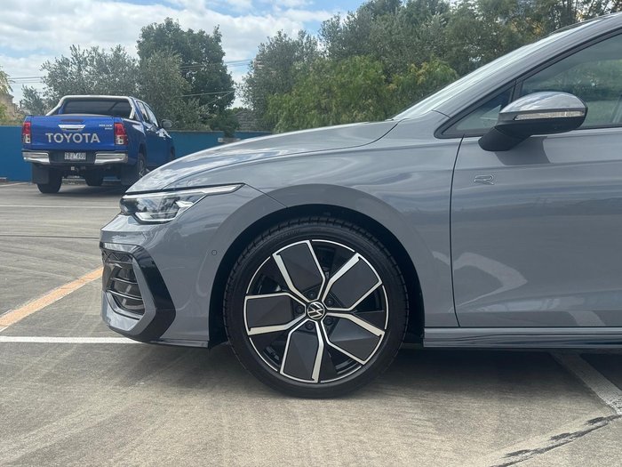 2025 Volkswagen Golf 110TSI R-Line