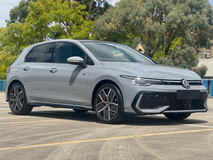 2025 Volkswagen Golf 110TSI R-Line