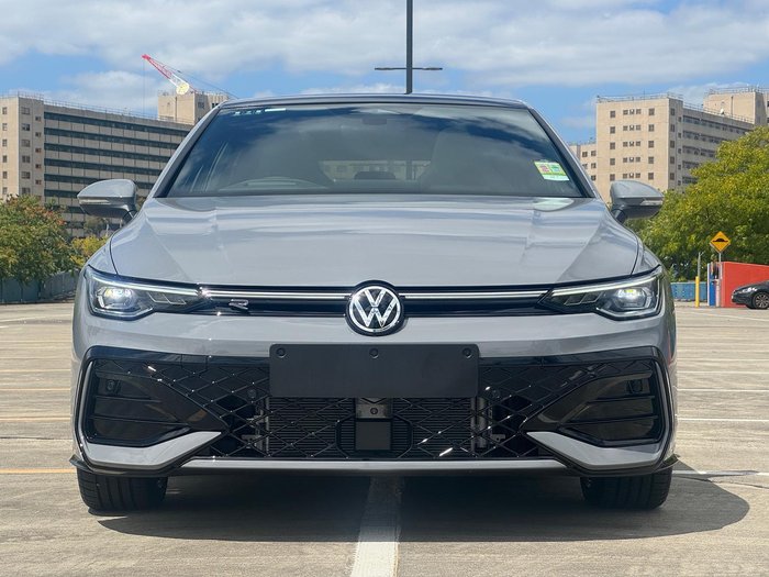 2025 Volkswagen Golf 110TSI R-Line