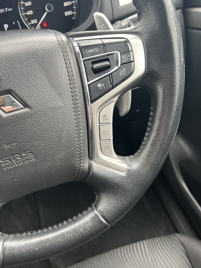 2021 Mitsubishi Pajero Sport GLS