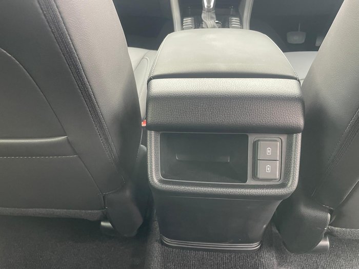 2025 Isuzu MU-X LS-T