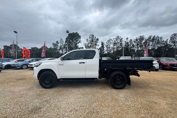 2021 Toyota Hilux SR