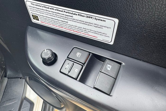 2021 Toyota Hilux SR