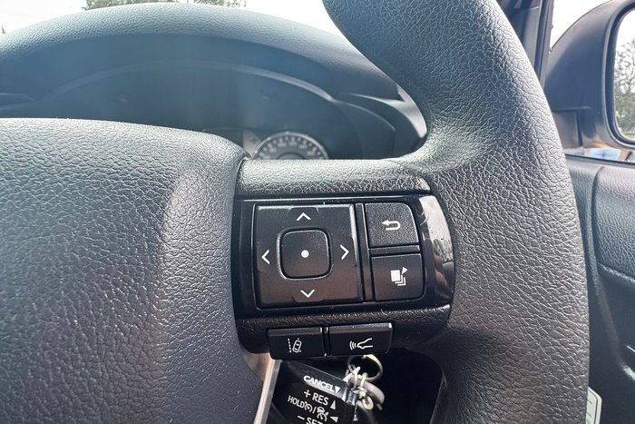 2021 Toyota Hilux SR