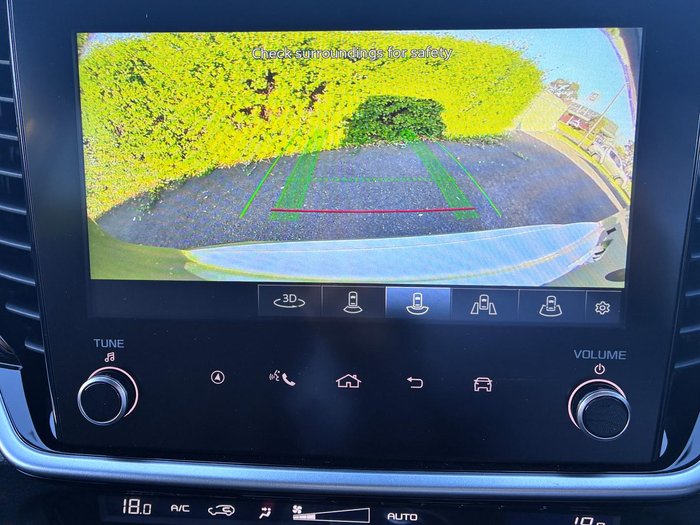 2025 Isuzu MU-X X-TERRAIN