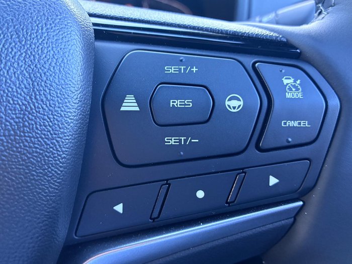 2025 Isuzu MU-X X-TERRAIN