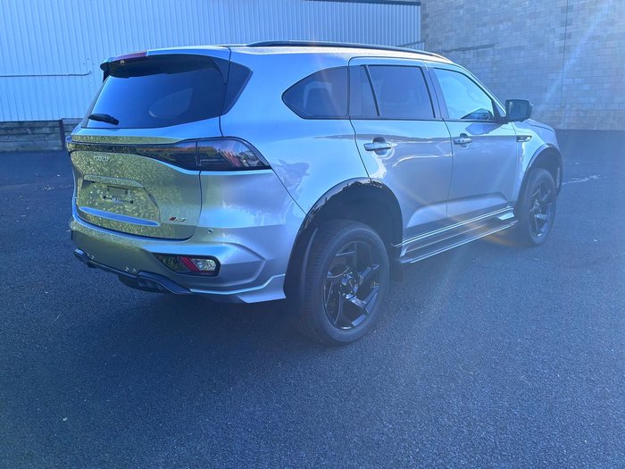 2025 Isuzu MU-X X-TERRAIN