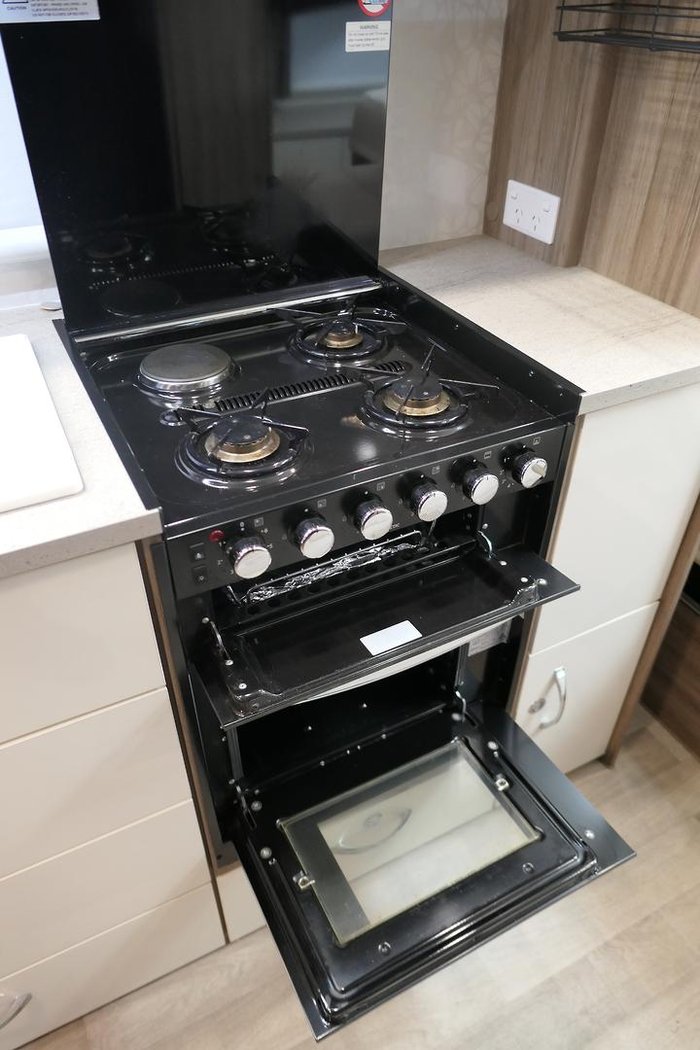 2017 Jayco Silverline 21.65-3 Ob My17