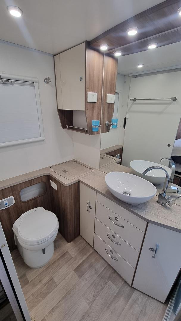 2017 Jayco Silverline 21.65-3 Ob My17