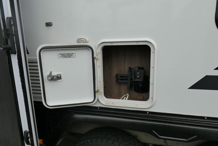 2017 Jayco Silverline 21.65-3 Ob My17