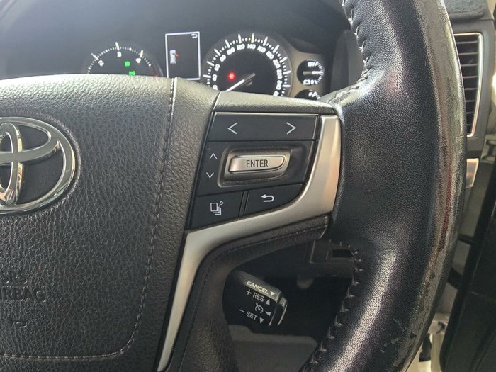 2020 Toyota Landcruiser VX