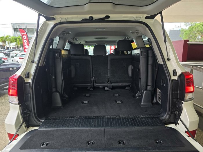 2020 Toyota Landcruiser VX