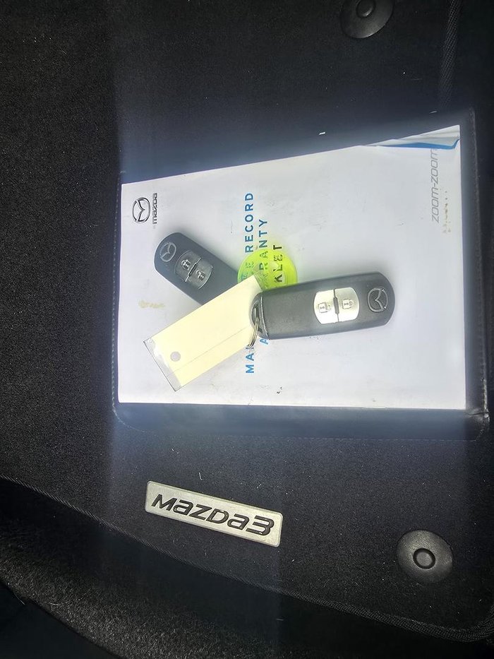 2018 Mazda 3 Neo Sport