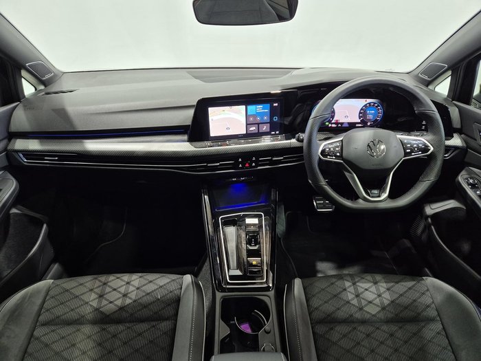 2023 Volkswagen Golf 110TSI R-Line