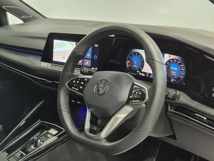 2023 Volkswagen Golf 110TSI R-Line