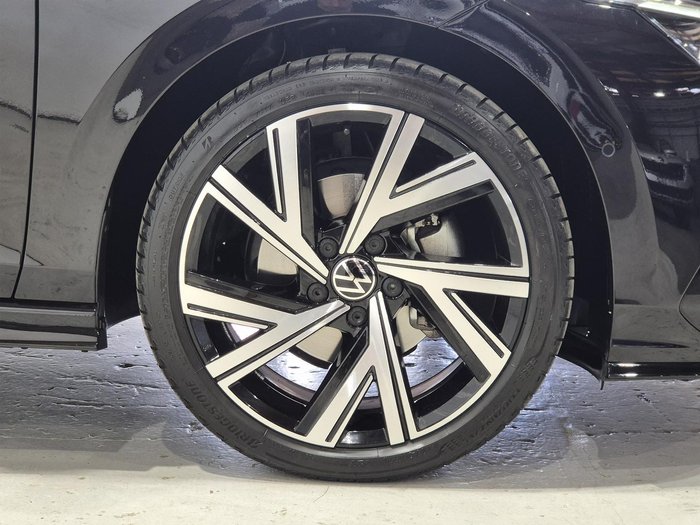 2023 Volkswagen Golf 110TSI R-Line